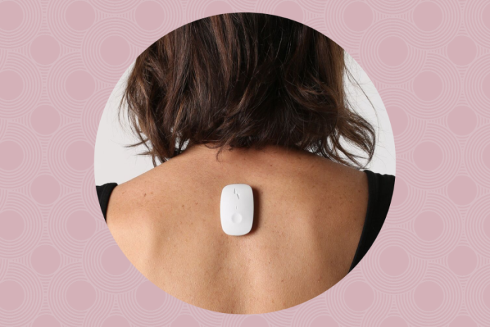 A tiny electronic device can help reduce neck pain - First For Women