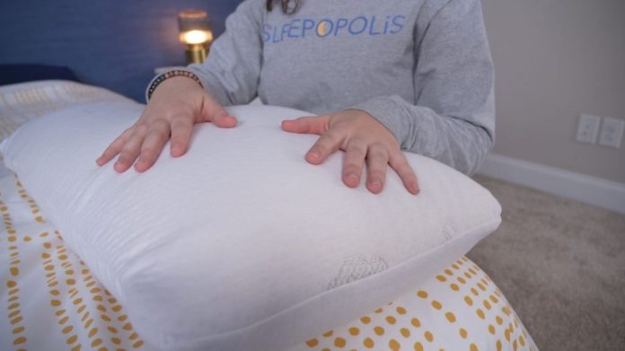 Best Pillow for Shoulder Pain - Sleepopolis
