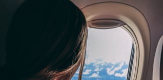 AZ Big Media 10 tips to help manage migraines and headaches when you fly - AZ Big Media
