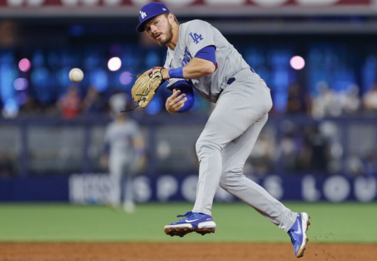 Dodgers News on Injury: Gavin Lux Fully Recovered From Neck Problem -- DodgerBlue.com