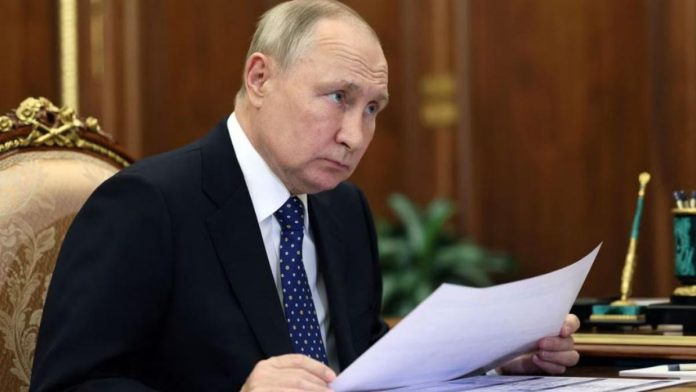 Putin suffering from 'a severe headache blurred vision and Numb tongue': According to report Business Today