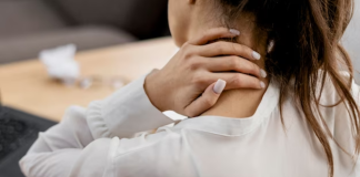 Expert Suggested Ayurvedic Remedies To Get Rid Of Neck Pain At Home